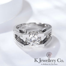 將圖片載入圖庫檢視器 Moissanite Men Horn Ring 莫桑石男款牛角戒指

