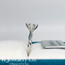 將圖片載入圖庫檢視器 Moissanite Vine Ring 莫桑石蔓藤戒指
