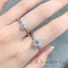 Load image into gallery viewer Moissanite Four Claws Love Ring Moissanite hollow four claw ring
