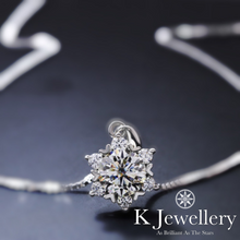 Load image into gallery viewer Moissanite Snowflake Pave Necklace Moissanite Snowflake Necklace

