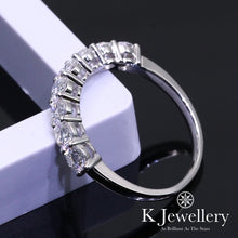 將圖片載入圖庫檢視器 Moissanite 18K Gold Eight Stars Ring 莫桑石18K八顆星光戒指
