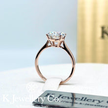 Load image into gallery viewer Moissanite 18K Gold Classic Four Prong Ring 18K Moissanite Classic Four Prong Ring
