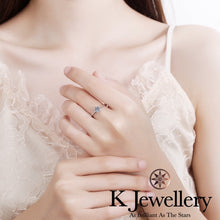 將圖片載入圖庫檢視器 Moissanite Six Heart Prong Ring 莫桑石心型六爪戒指
