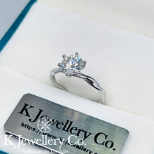 將圖片載入圖庫檢視器 Moissanite Vine Ring 莫桑石蔓藤戒指

