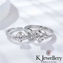 將圖片載入圖庫檢視器 Moissanite Princess Crown Ring 公主皇冠戒指
