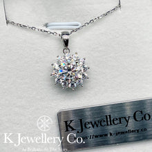 Load image into gallery viewer Moissanite Sun Flower Necklace Moissanite Sun Flower Necklace
