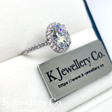 將圖片載入圖庫檢視器 Moissanite Oval Paved Ring 莫桑石橢圓形圍鑲1ct 2ct 戒指
