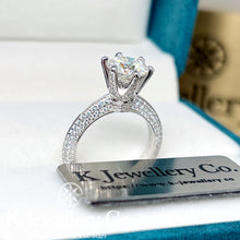 將圖片載入圖庫檢視器 Moissanite Setting Pave Ring 莫桑石六爪密鑲戒指
